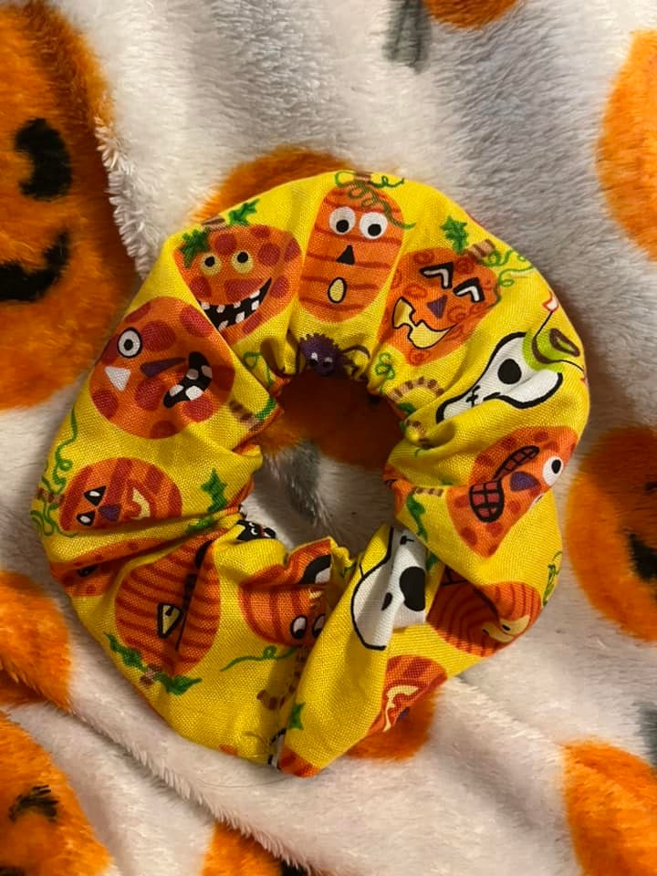 Pumpkin Scrunchie